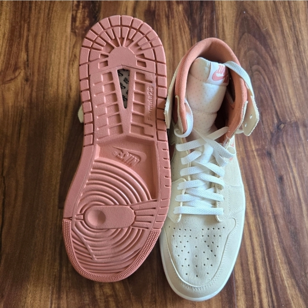 Nike Air Jordan 1 High Men 9.5 Zoom CMFT 2 Burnt Sunrise Tan 092025 - Picture 4 of 9